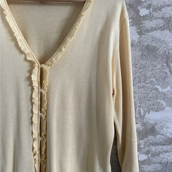 Vintage Silk cotton blend yellow ruffled cardigan - Picture 4 of 9
